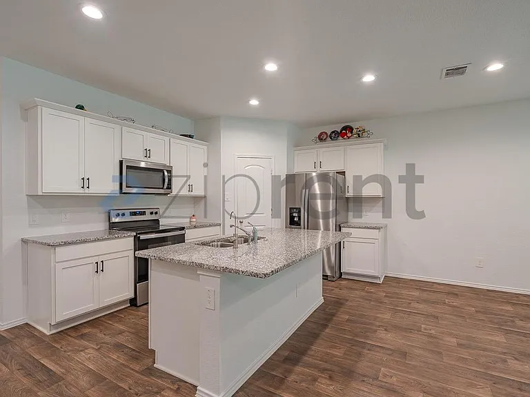 2914 Roman Forest Blvd — Photo 13