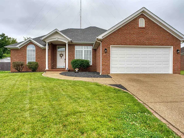 312 Alexandria Dr, Newburgh, IN 47630