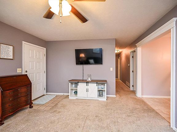 4th image of 4006 Youngman Dr