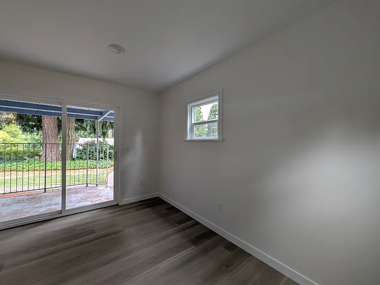 4308 NE Sunset Blvd #BB — Photo 15