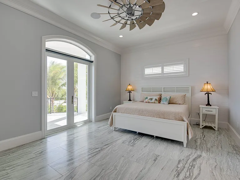 528 Bay Shore Dr — Photo 44