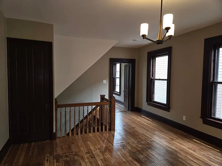1927 Scott Boulevard — Photo 18