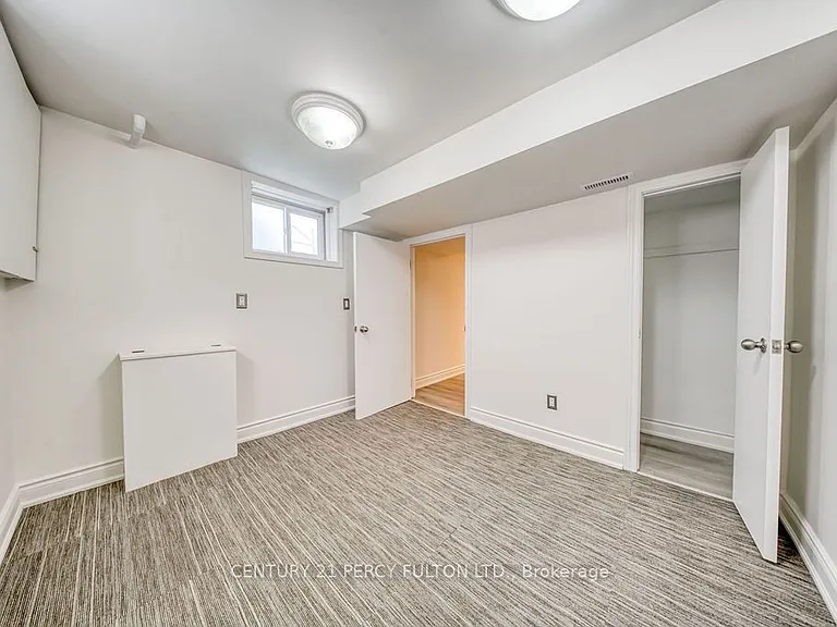 36 Merryfield Dr — Photo 21