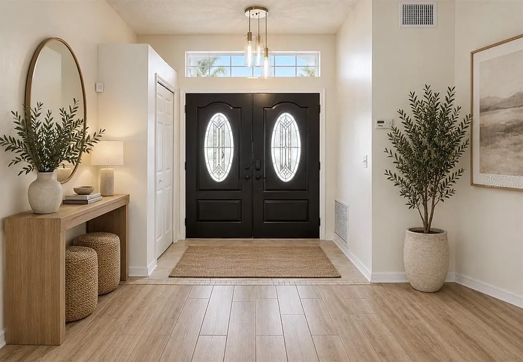 5 bed, 2.5 bath, 2413 sqft, $2,500 — Photo 4