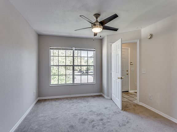 5th image of 13703 N Richmond Park Dr Unit 3007