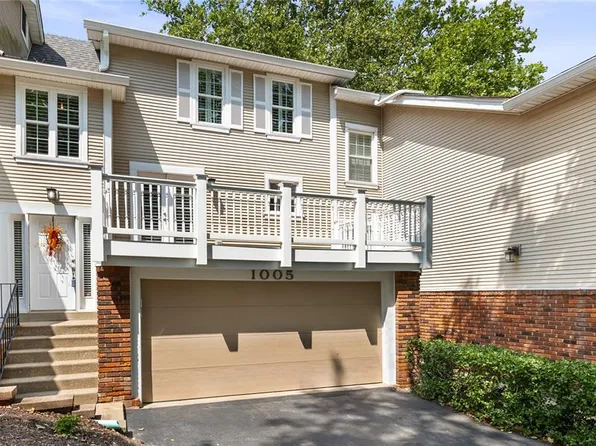 1005 Nobleman Dr, Saint Louis, MO 63146