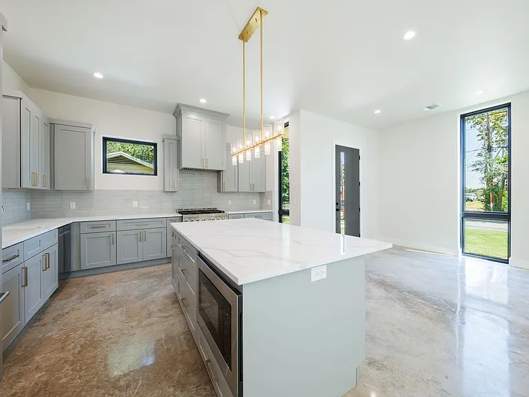 6315 Del Monte Rd #A — Photo 36