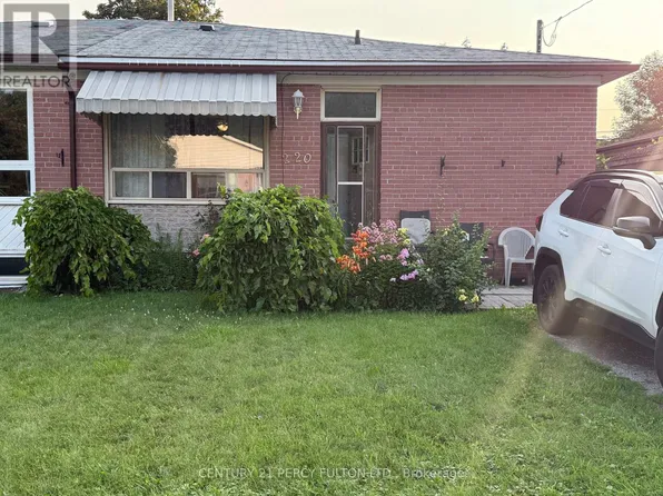 220 Rosedale Dr Unit 1, Whitby, ON L1N 1Z3