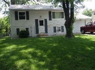 9027 Lewis Ave, Kansas City, MO 64138