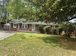 2505 Plantation Dr, East Pt, GA 30344