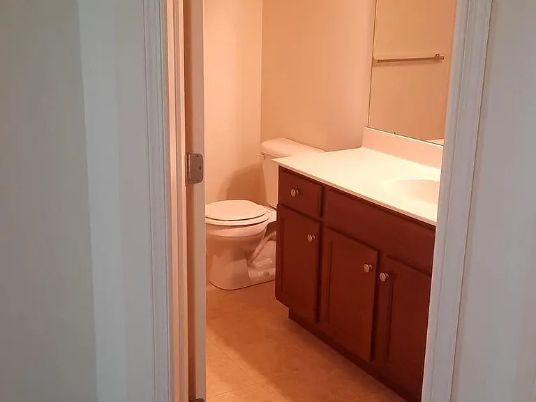 809 Admirals Quay Dr — Photo 14