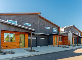 61646 Pettigrew Rd #16, Bend, OR 97702