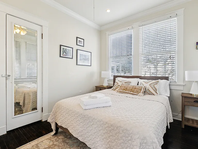 819 Olga St — Photo 10