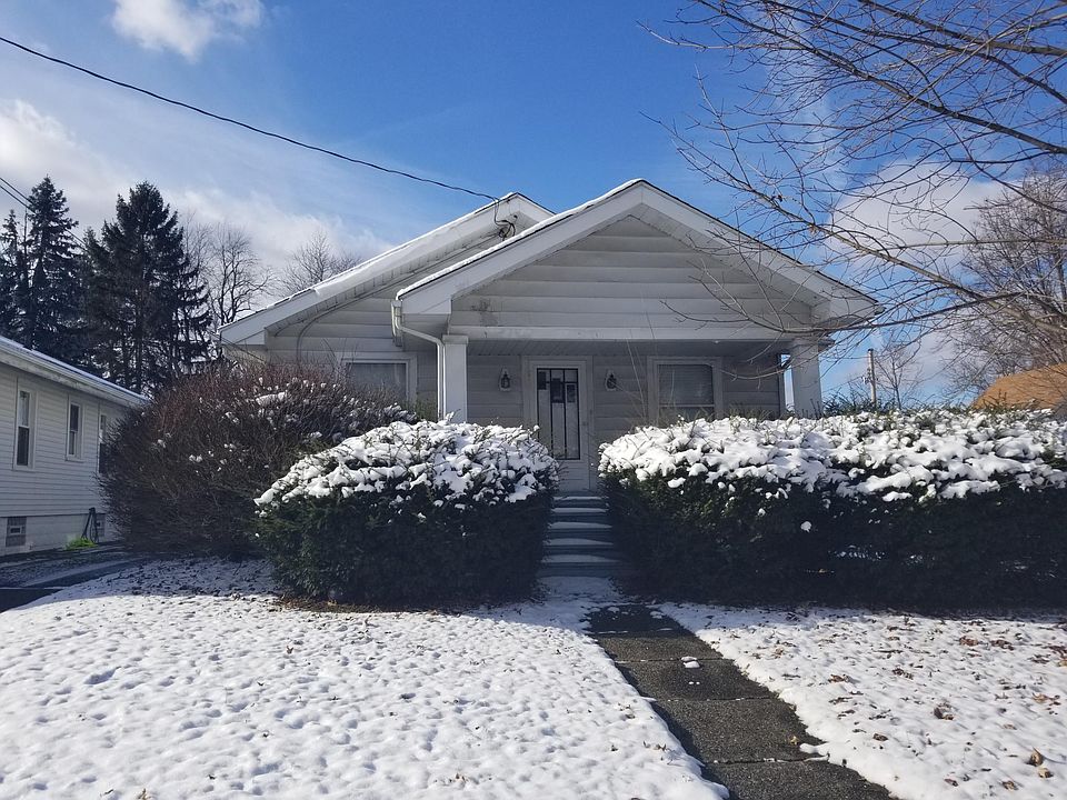 1st image of 2148 7th St