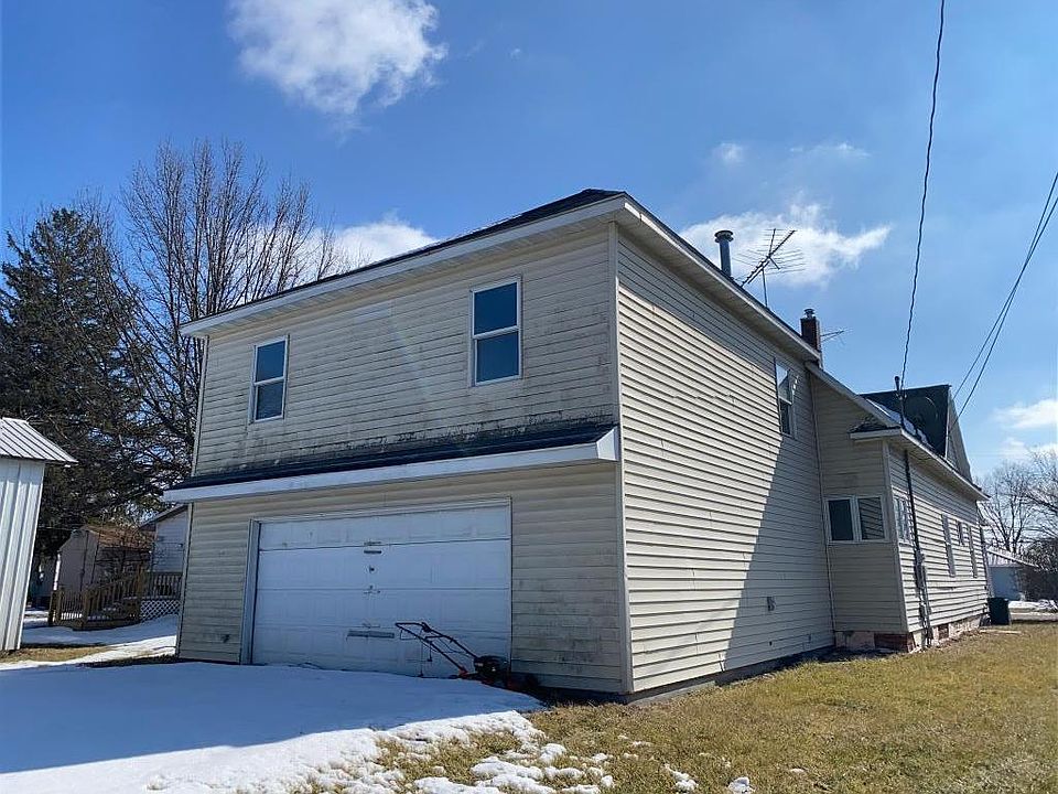 2nd image of 811 E Ave W