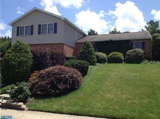 3000 Regency Dr, Sinking Spring, PA 19608