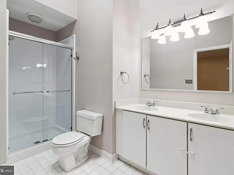 524 Kinsale Rd — Photo 13