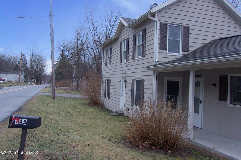 5th image of 145 Maple Avenue