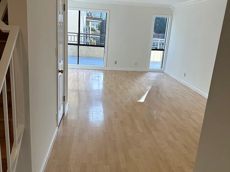 412 W Dryden St #6 — Photo 3