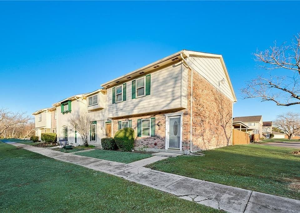 1st image of 129 W Mountain Creek Dr #16