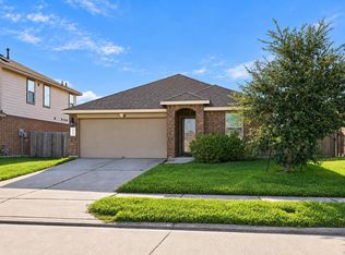 8218 Oakleaf Meadow Ct, Rosharon, TX 77583