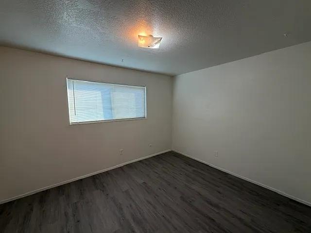 1304 Ensenada Drive - 3 — Photo 4