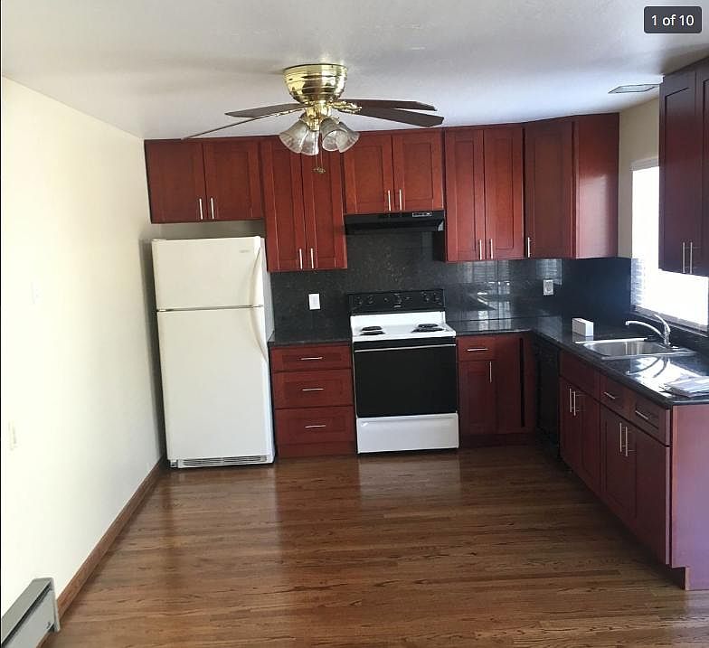 Kitchen (Electric Appliances, dishwasher, Garbage Disposal)