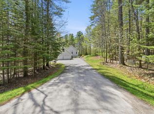 23 Cove Rd, Readfield, ME 04355
