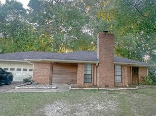 1047 R N Whitfield St, Florence, MS 39073
