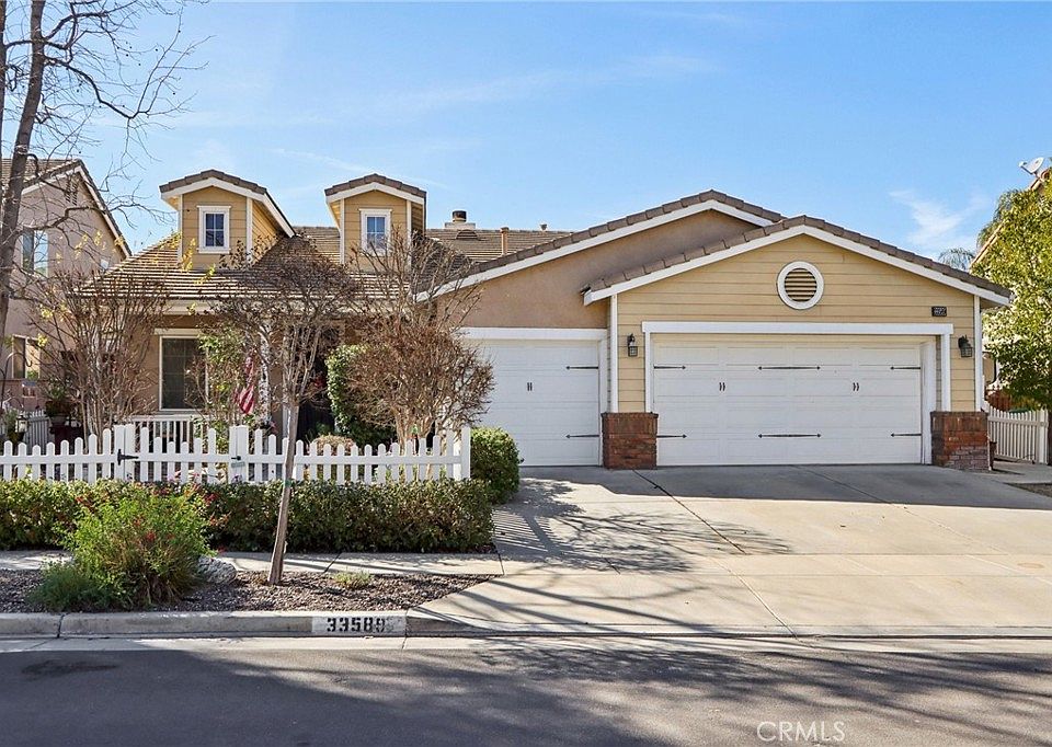 1st image of 33589 Eugenia Ln