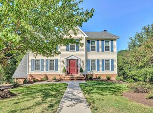 4317 Fox Chase Ct, Roanoke, VA 24018