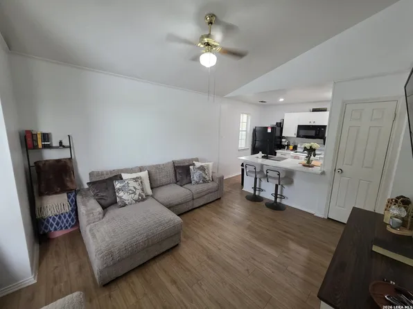 4803 hamilton wolfe #310, San Antonio, TX 78240