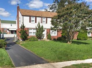 202 Glen Arbor Rd, Havertown, PA 19083