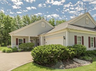 10551 Crossings Dr, Reminderville, OH