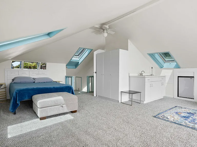402 E Valerio St — Photo 34