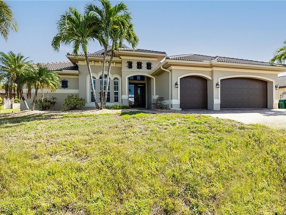 1st image of 4805 SW 25th Pl