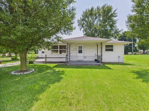 106 Carroll Rd, South Whitley, IN 46787