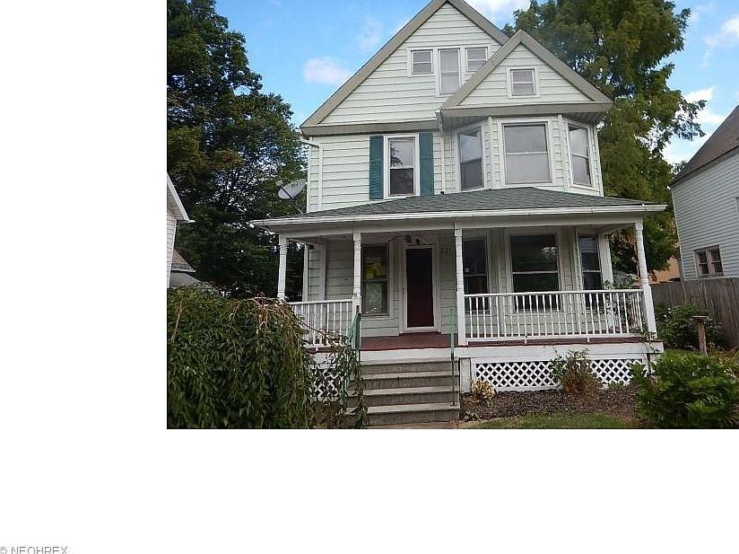 1st image of 521 2nd St