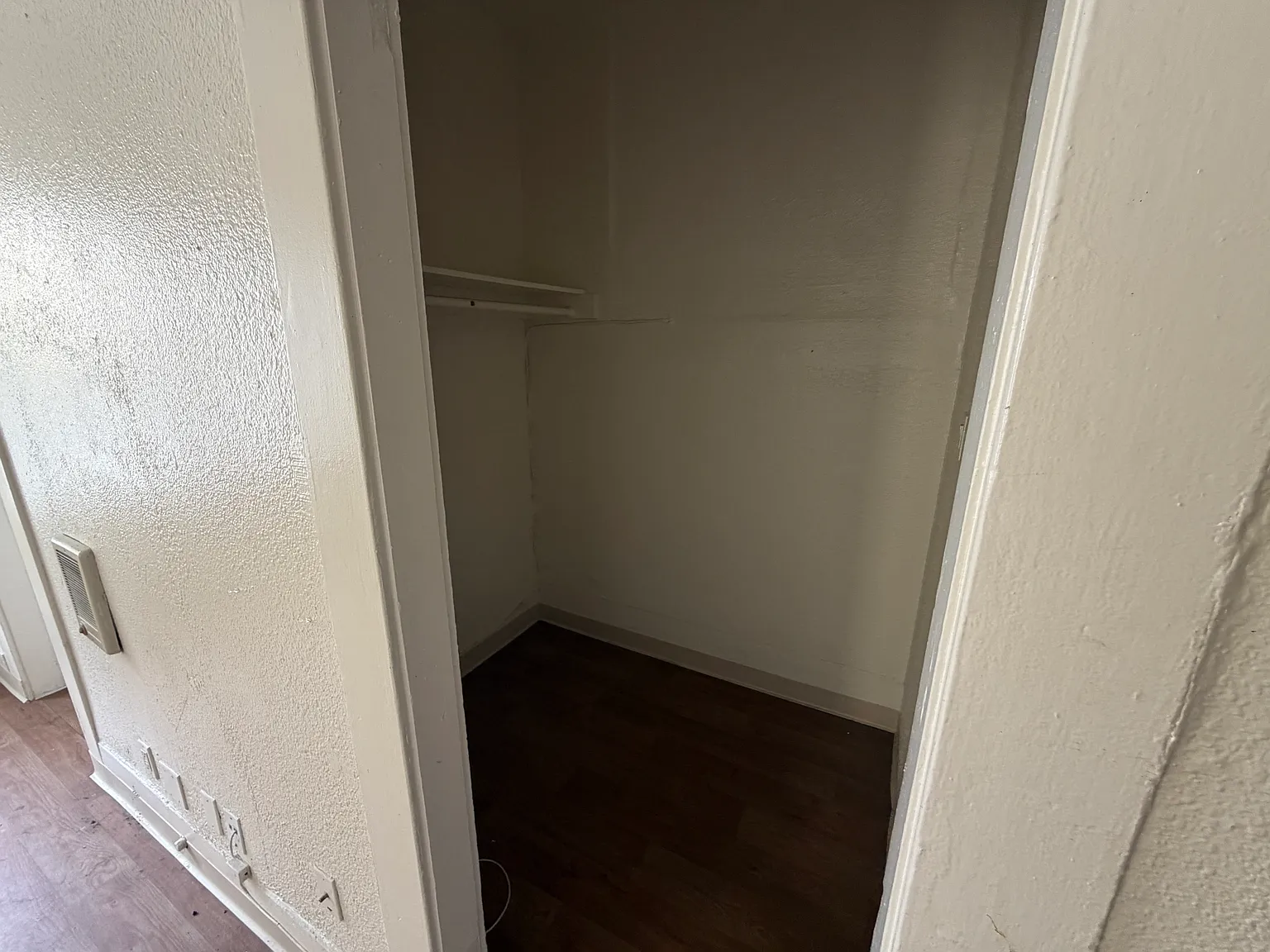 Studio, 425 sqft, $1,495 — Photo 4