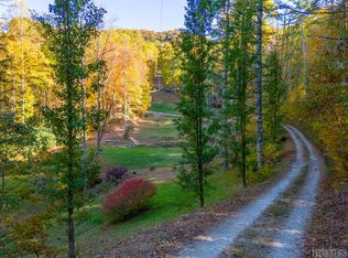 525 Comanche Rd, Cullowhee, NC 28723