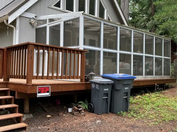 21 N Mt. Jupiter Court, Hoodsport, WA 98548