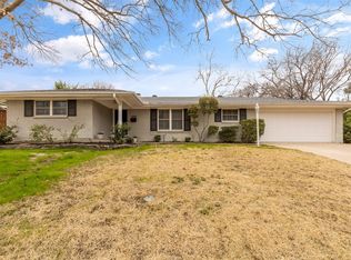 1608 Saxony Rd, Fort Worth, TX 76116
