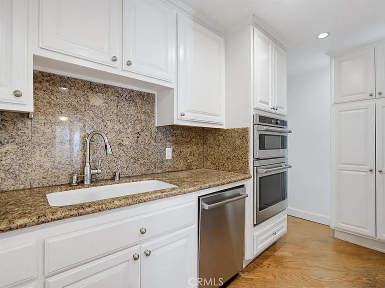 2705 E Jacaranda Ave — Photo 24