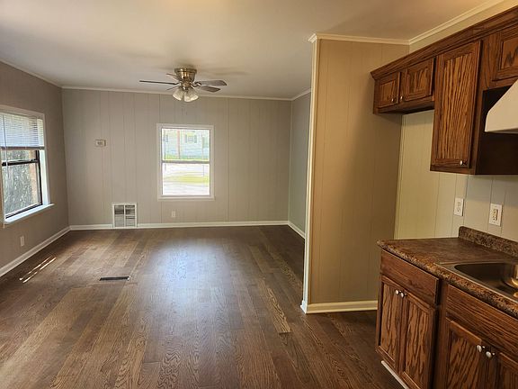 4th image of 1403 Donahue Ferry Rd APT C