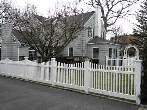 2nd image of 18 Oaklawn Ave