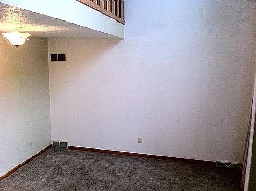 5th image of 3750 Mercedes Pl Unit 3