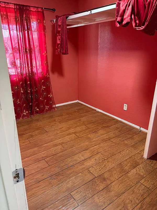 2 bed, 1.0 bath, 600 sqft, $1,800 — Photo 3