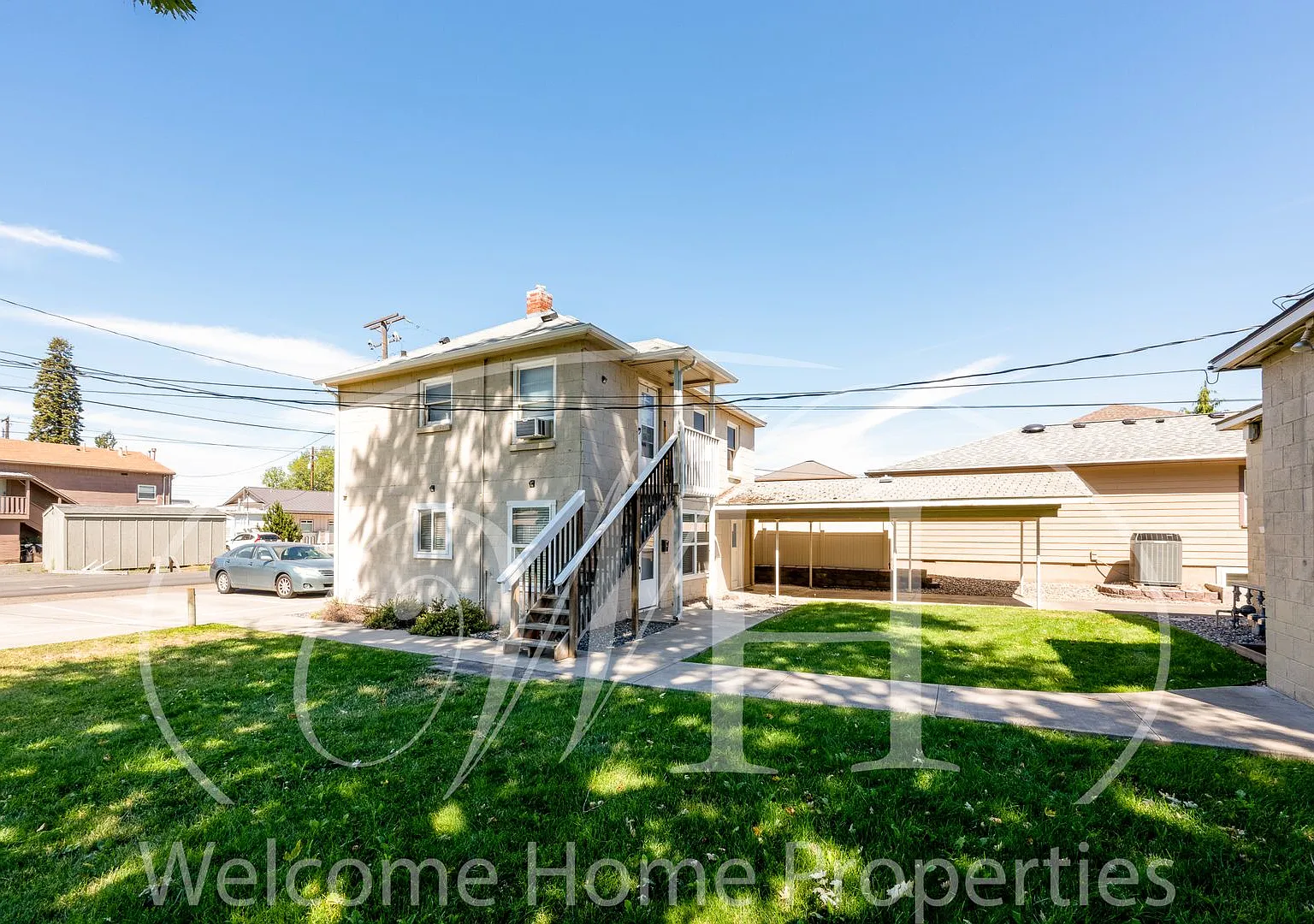 43 NE Ash Ave — Photo 4