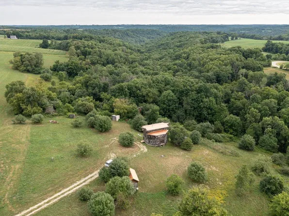13804 Goose Creek ROAD, Viola, WI 54664