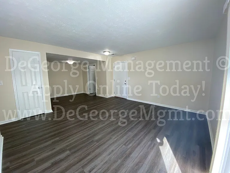 Pine Ridge Apartments — Photo 46